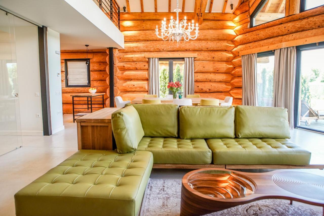 Alpina Luxury Chalets بانيا المظهر الخارجي الصورة